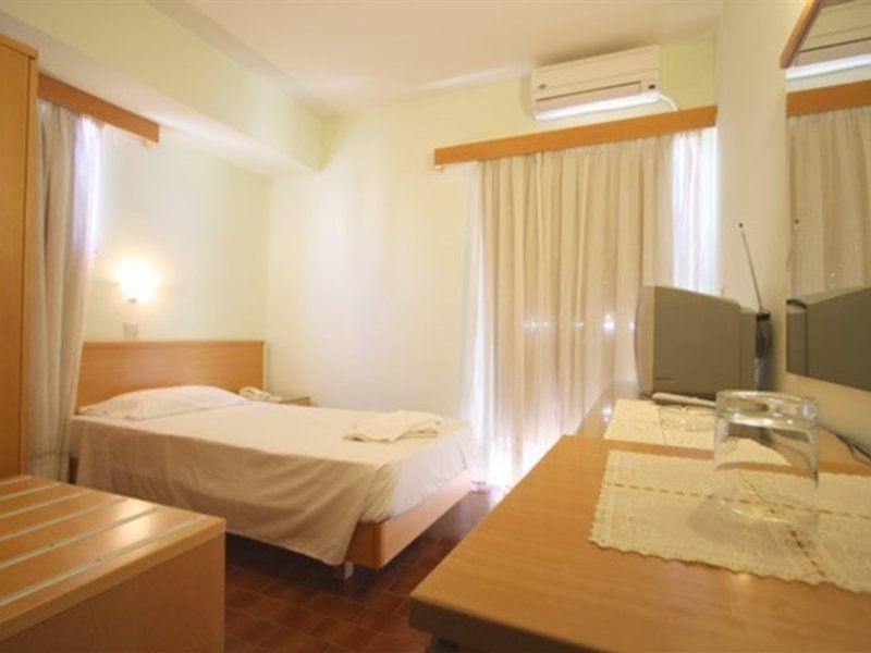 Nafsika Hotel