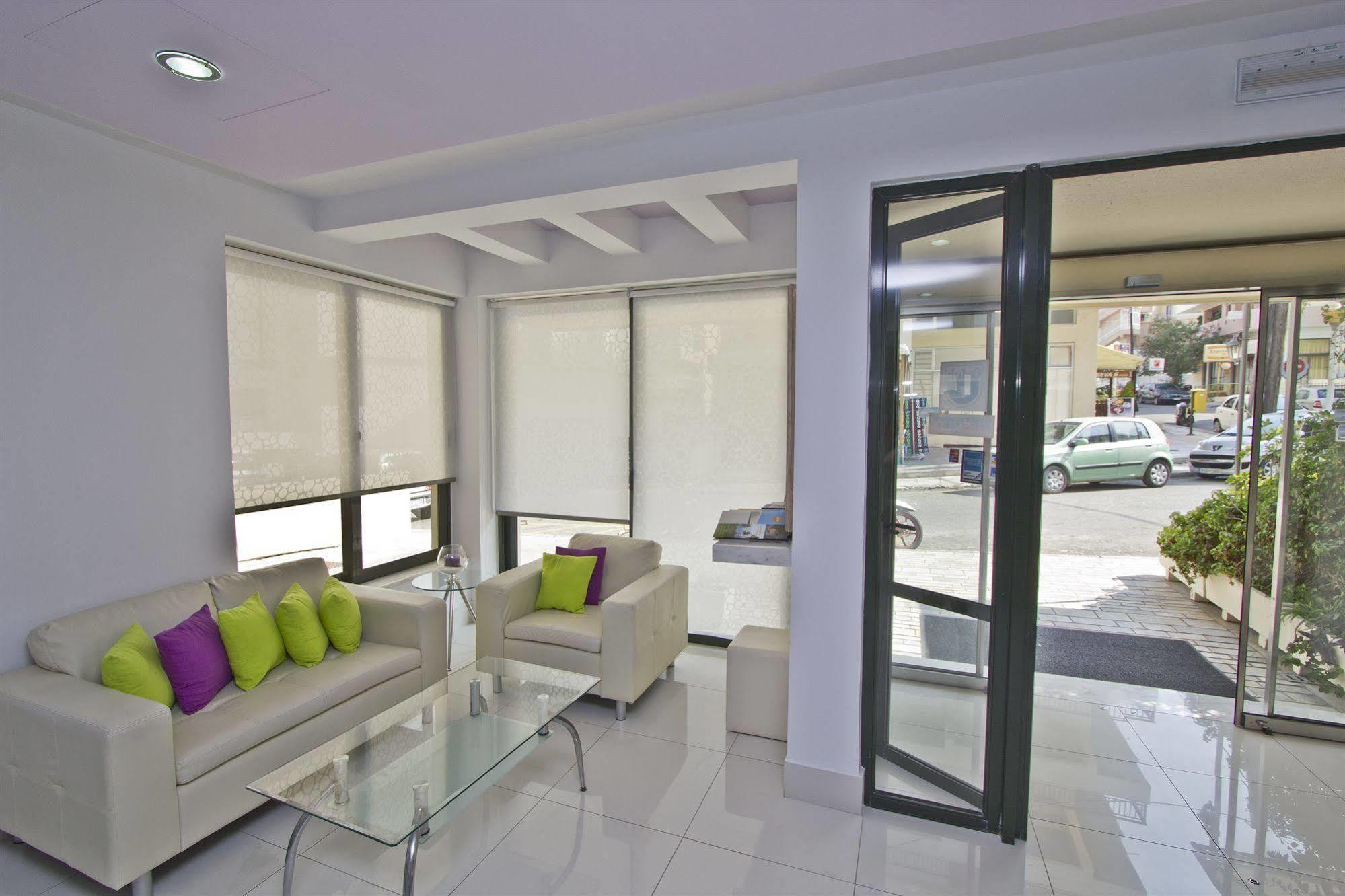 Nafsika Hotel 2*